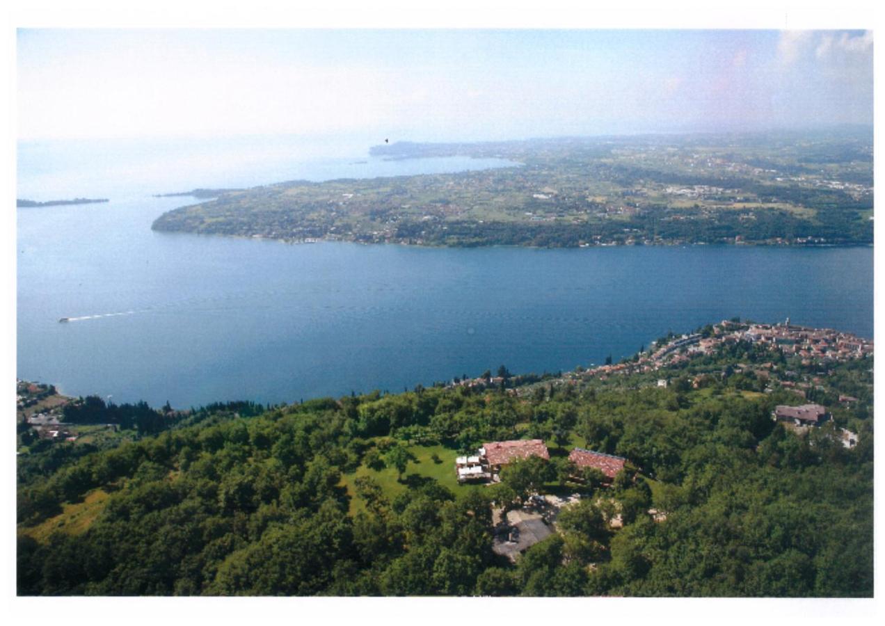La Fiocchina - Magic Place - Apartments & Studios In Garda Lake - Countryside Farmhouse, Inside The Middle Of The Lake Salò Dış mekan fotoğraf
