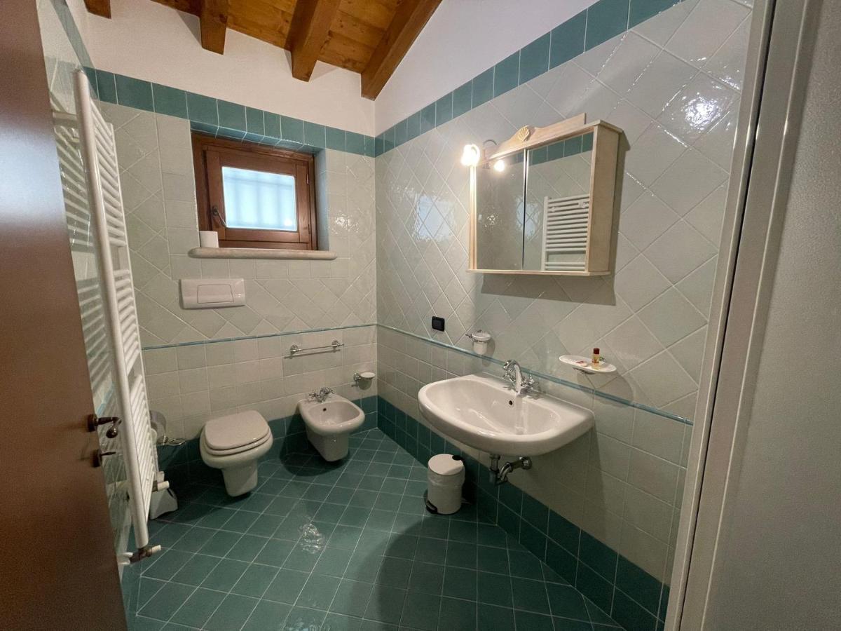 La Fiocchina - Magic Place - Apartments & Studios In Garda Lake - Countryside Farmhouse, Inside The Middle Of The Lake Salò Dış mekan fotoğraf
