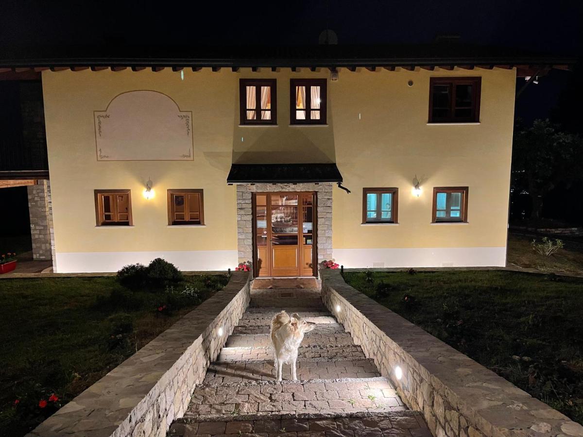 La Fiocchina - Magic Place - Apartments & Studios In Garda Lake - Countryside Farmhouse, Inside The Middle Of The Lake Salò Dış mekan fotoğraf